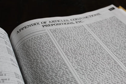 The New Strong's Exhaustive Concordance of the Bible: Every Word of the Bible Indexed, Large Print Edition